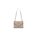 Envelope Medium in Quilted Grain De Poudre Embossed Leather