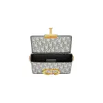 30 Montaigne Box Bag